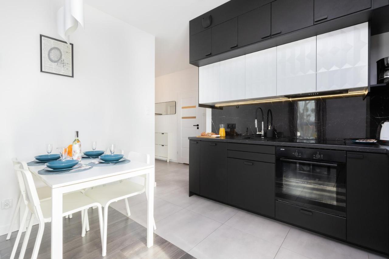 Deluxe Apartments Sucha Gdansk By Noclegi Renters Exterior photo
